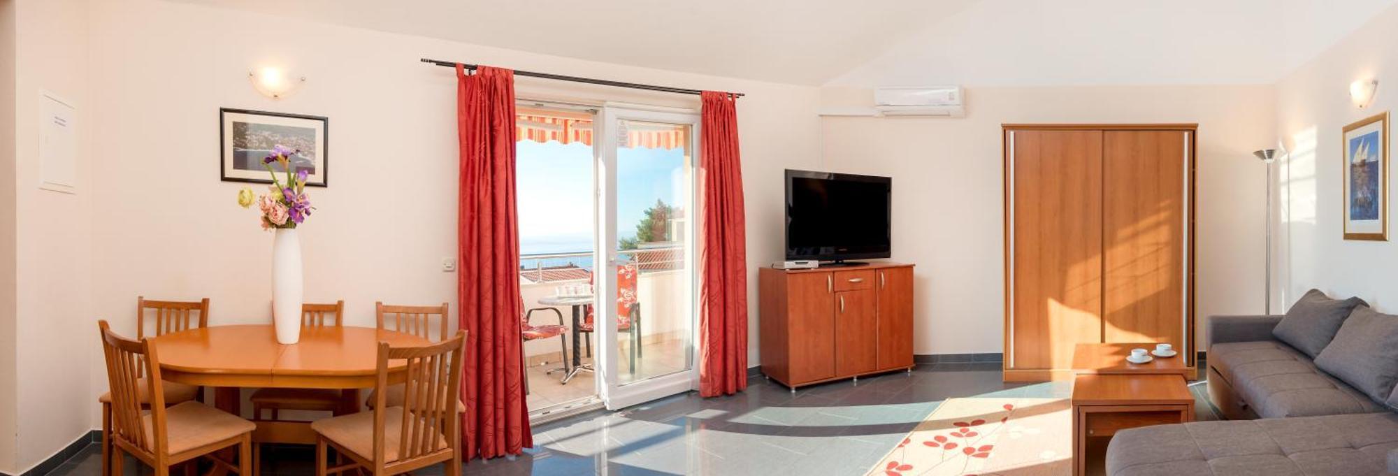 Apartments Vila Adrijana & Fitness Studio Wolf Bv Baska Voda Bagian luar foto